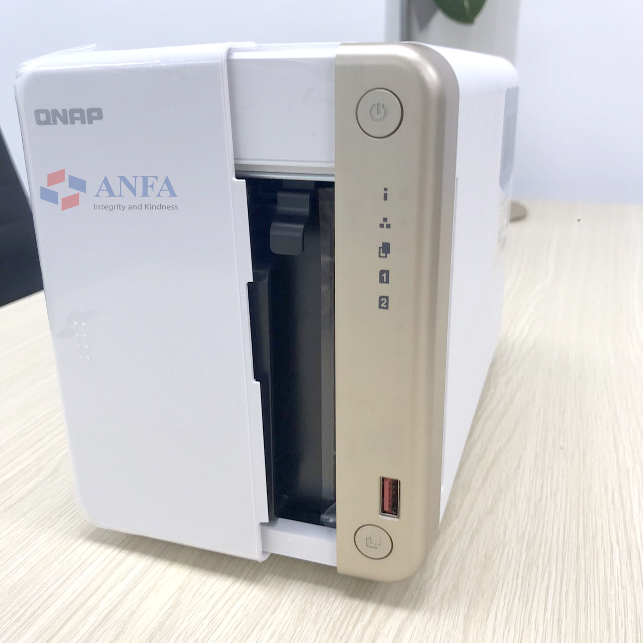 Đánh giá QNAP NAS TS-262