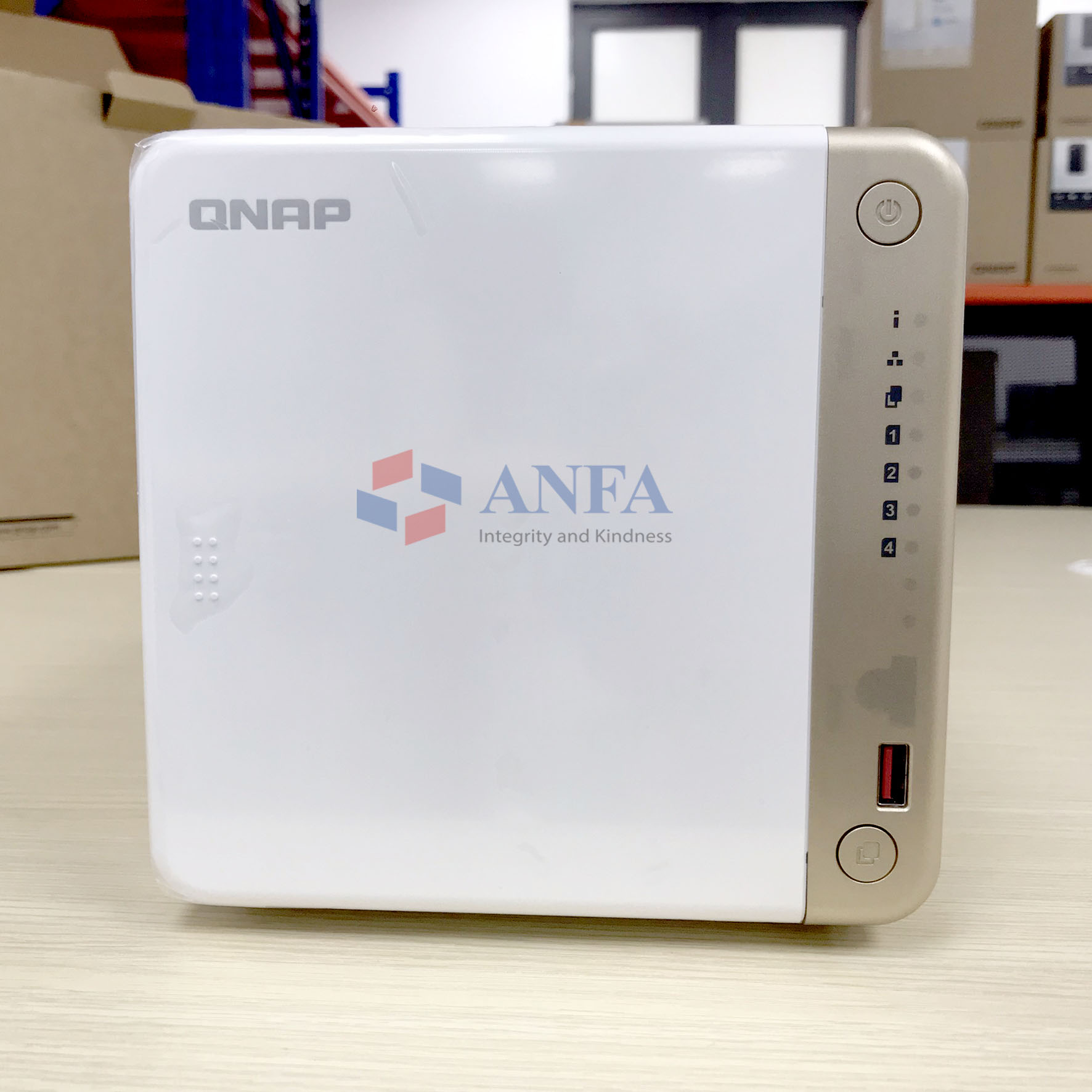 Đánh giá QNAP NAS TS-462