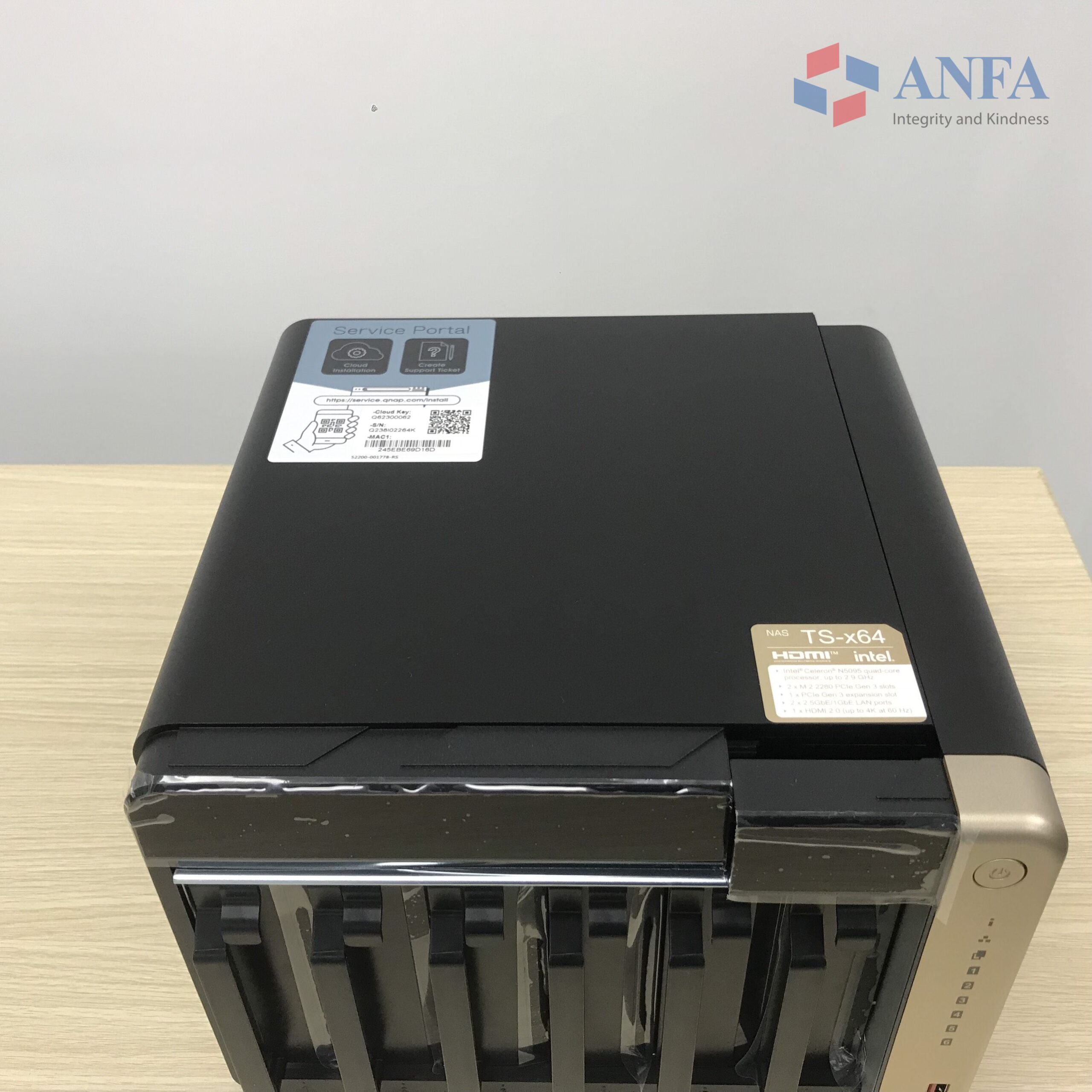 ĐÁNH GIÁ QNAP NAS TS-664-8G