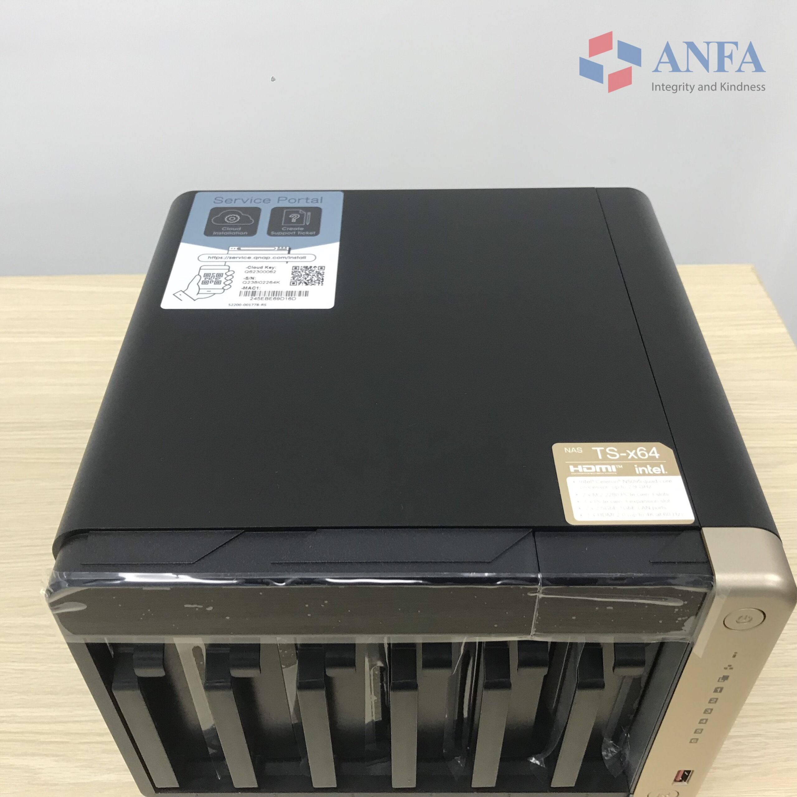 ĐÁNH GIÁ QNAP NAS TS-664-8G